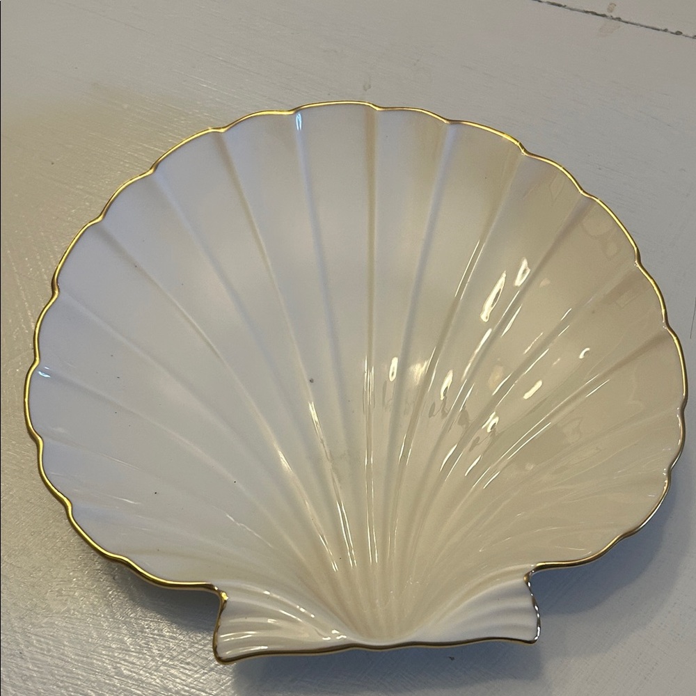 Vintage Lenox Shell-Shaped Dish with Gold Trim